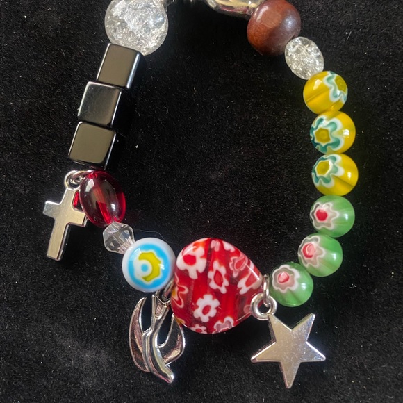 Black and Silver Tone Necklaces Collection with Bracelet with charms - Picture 3 of 15